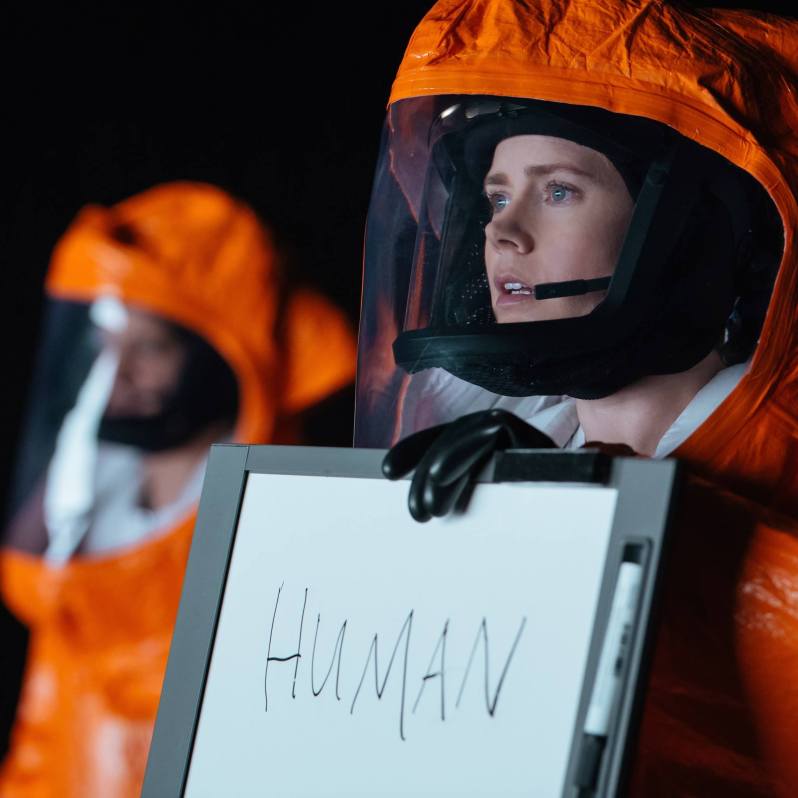 premier-contact-arrival-denis-villeneuve-amy-adams-human